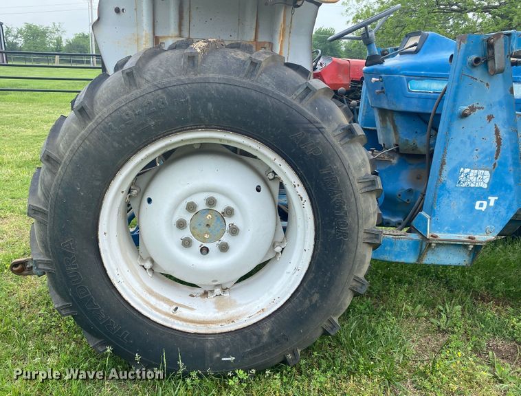 image for item DM4100 Ford 776B  tractor