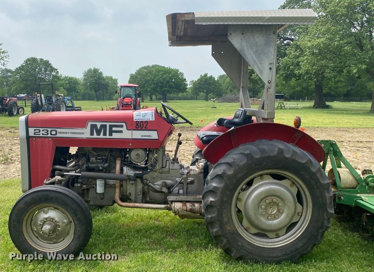 image for item DM4101 Massey Ferguson 230  tractor
