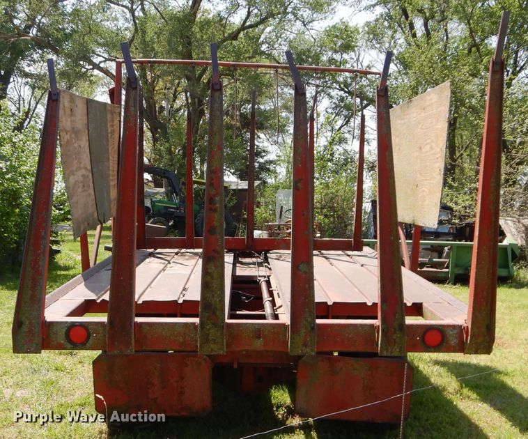 image for item DM4494 New Holland Stackliner 1047  bale stacker