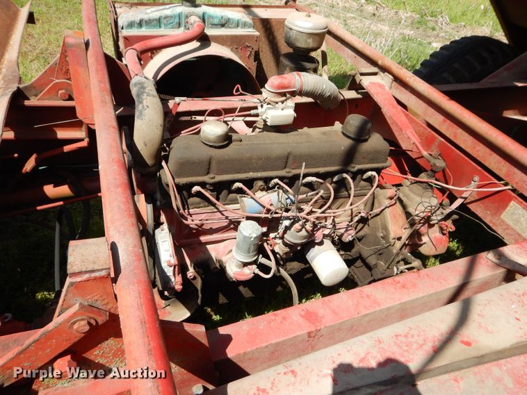 image for item DM4494 New Holland Stackliner 1047  bale stacker