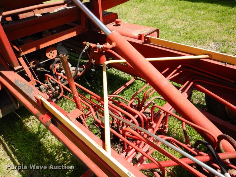 image for item DM4494 New Holland Stackliner 1047  bale stacker