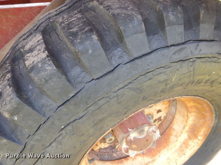 image for item DM4494 New Holland Stackliner 1047  bale stacker