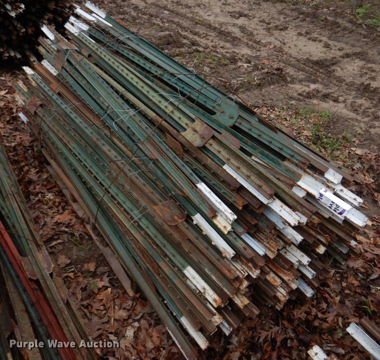 image for item DM7325 Approximately 300 T-posts
