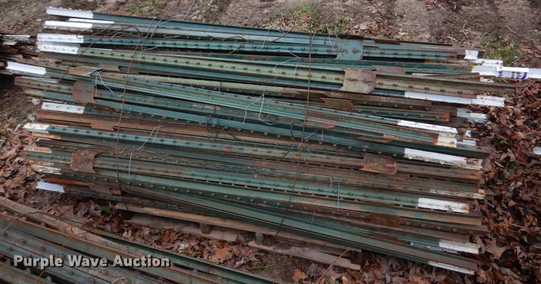 image for item DM7325 Approximately 300 T-posts