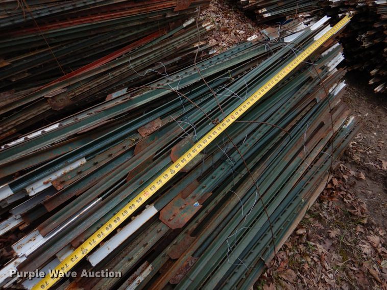 image for item DM7325 Approximately 300 T-posts
