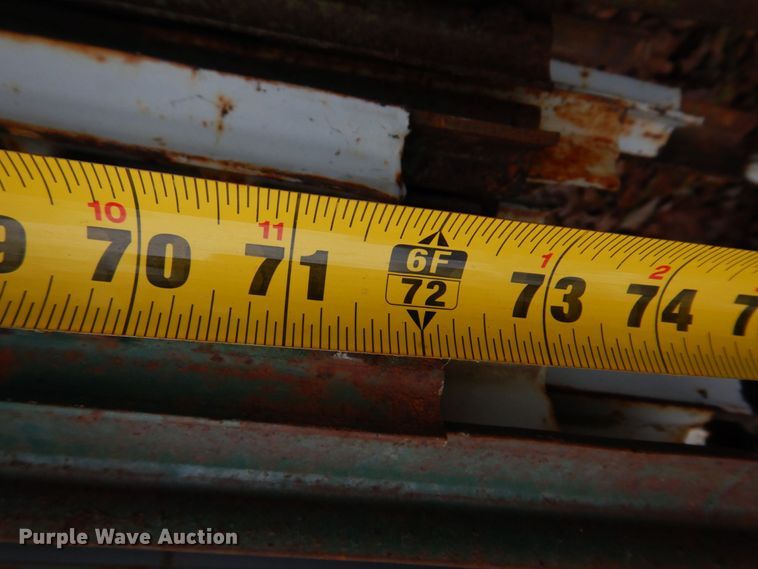 image for item DM7325 Approximately 300 T-posts