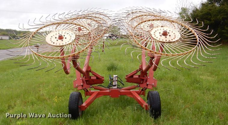 image for item DM7327 Sitrex H-90 V8  hay rake