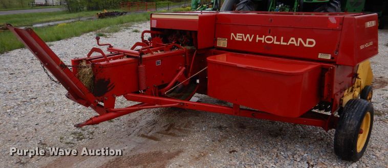 image for item DM7328 New Holland 316 Hayliner  small square baler