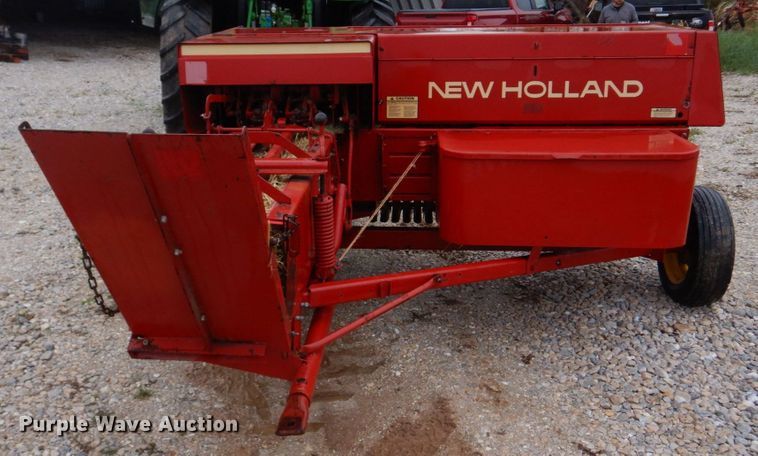 image for item DM7328 New Holland 316 Hayliner  small square baler
