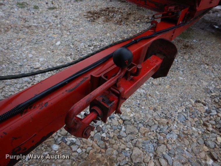 image for item DM7328 New Holland 316 Hayliner  small square baler