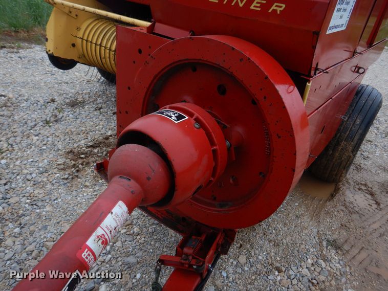 image for item DM7328 New Holland 316 Hayliner  small square baler