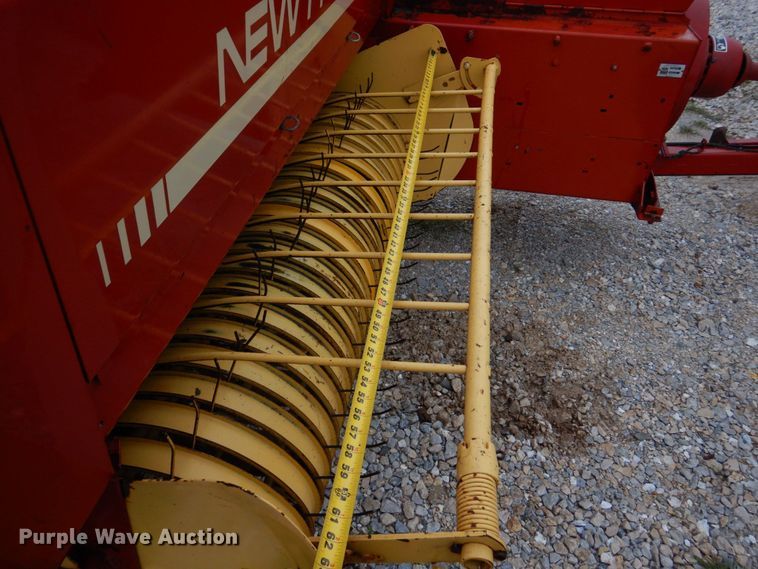 image for item DM7328 New Holland 316 Hayliner  small square baler