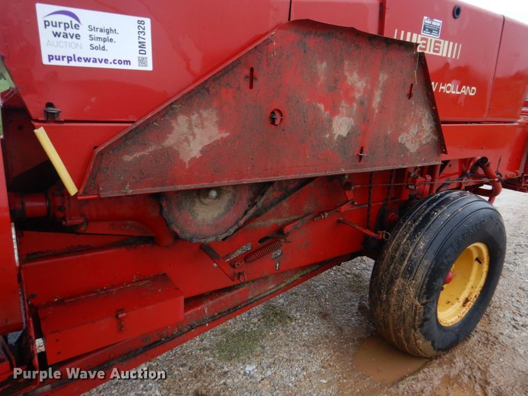 image for item DM7328 New Holland 316 Hayliner  small square baler