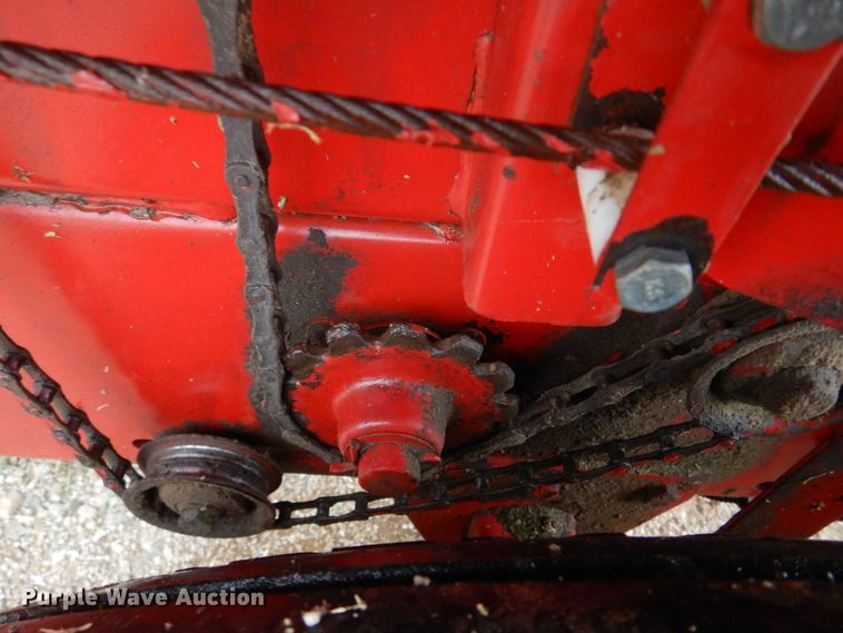 image for item DM7328 New Holland 316 Hayliner  small square baler