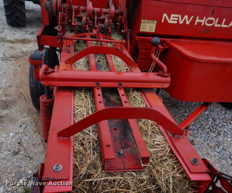 image for item DM7328 New Holland 316 Hayliner  small square baler