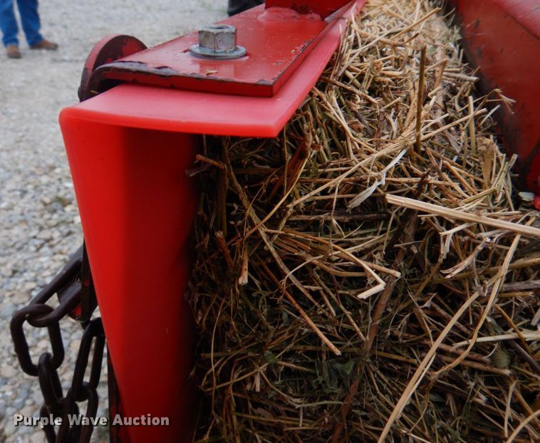 image for item DM7328 New Holland 316 Hayliner  small square baler