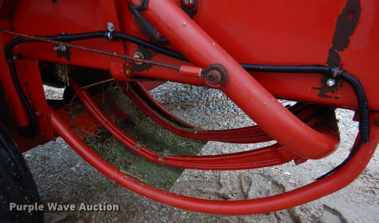 image for item DM7328 New Holland 316 Hayliner  small square baler