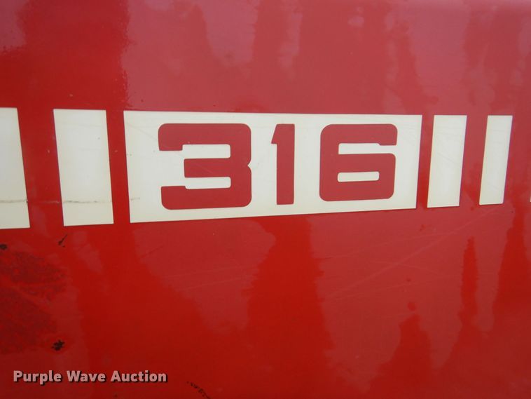 image for item DM7328 New Holland 316 Hayliner  small square baler