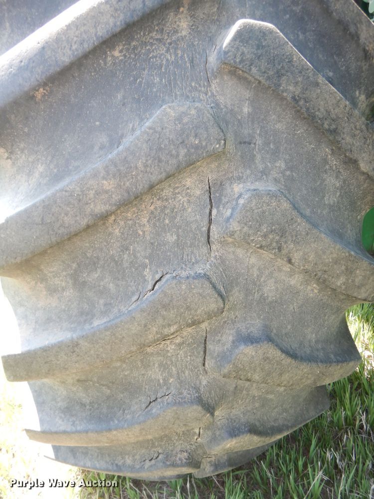 image for item DN1503 1992 John Deere 9600  combine