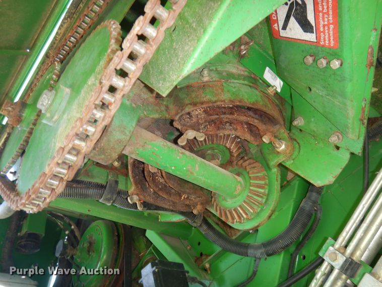 image for item DN1503 1992 John Deere 9600  combine