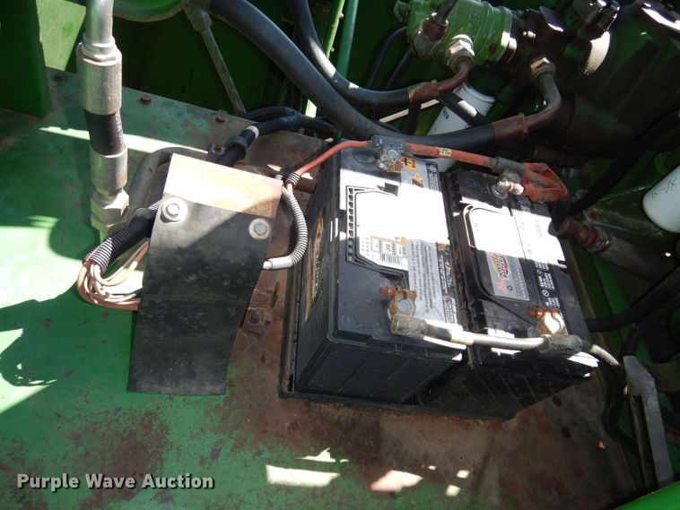 image for item DN1503 1992 John Deere 9600  combine