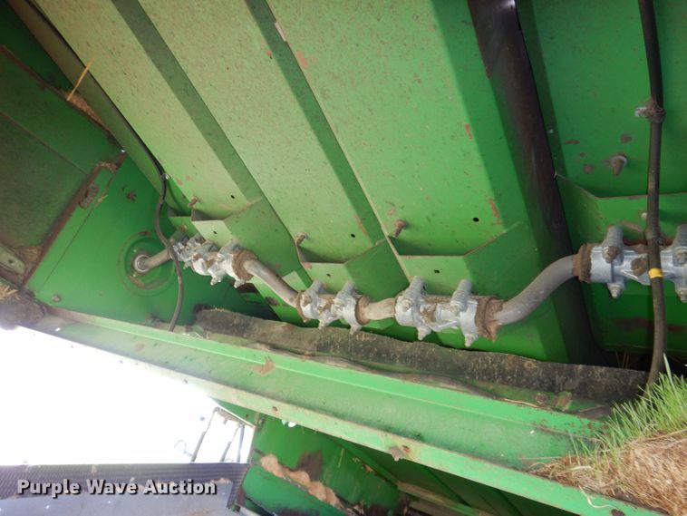 image for item DN1504 1993 John Deere 9600  combine