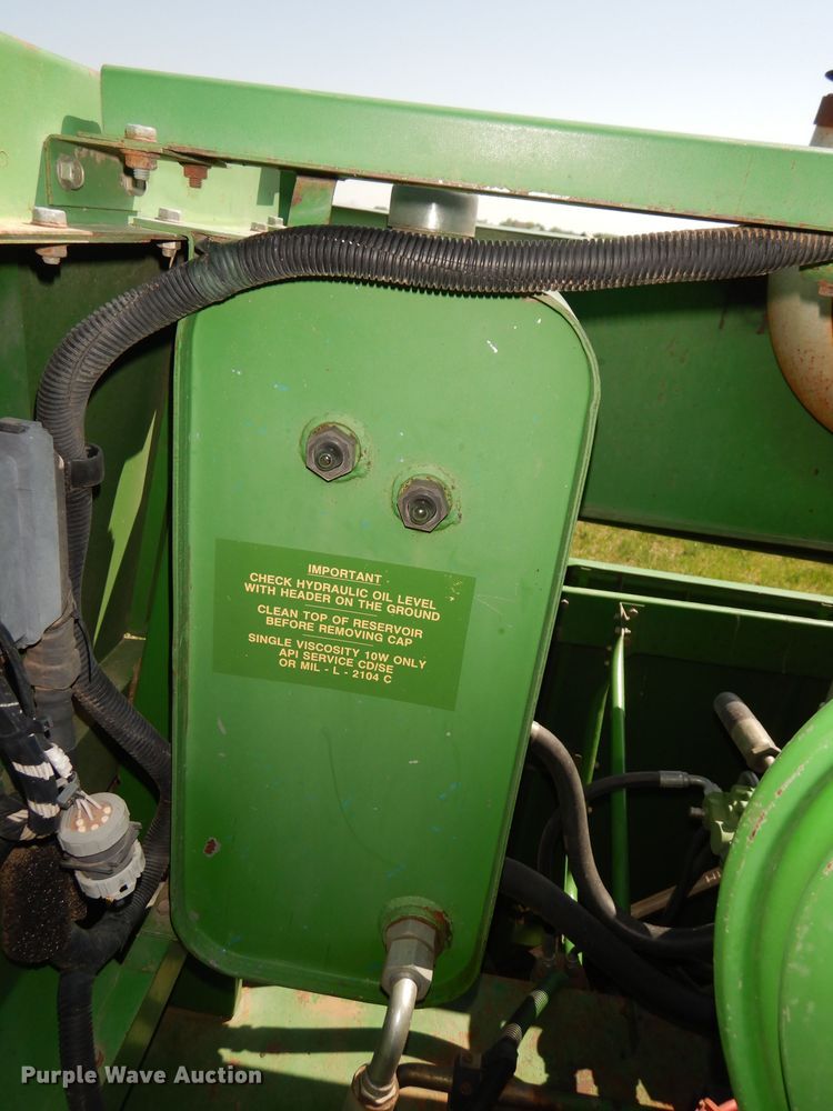 image for item DN1504 1993 John Deere 9600  combine