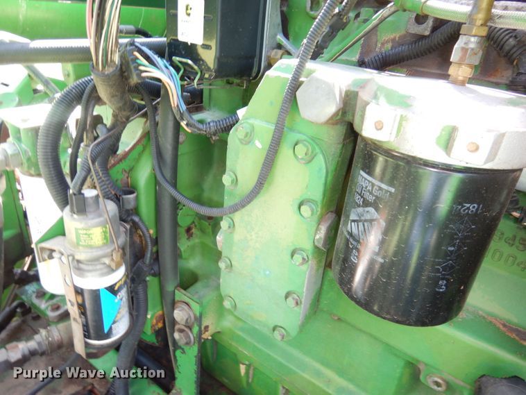 image for item DN1504 1993 John Deere 9600  combine