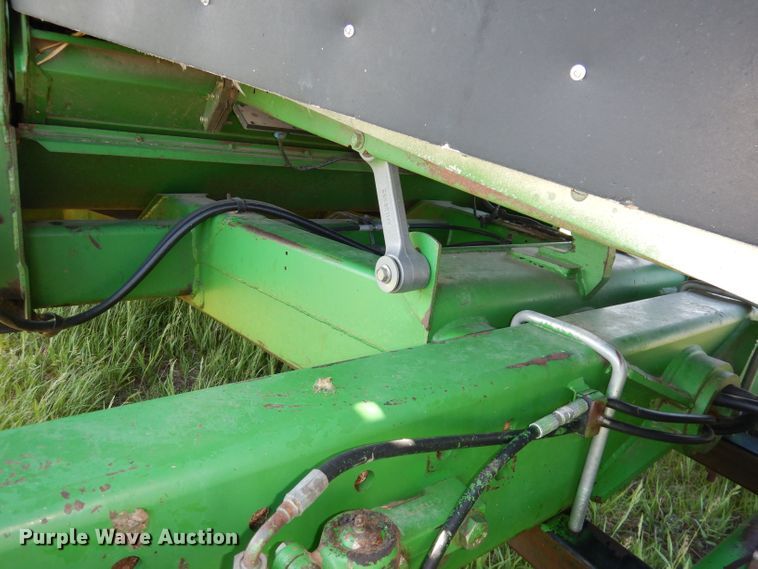 image for item DN1504 1993 John Deere 9600  combine