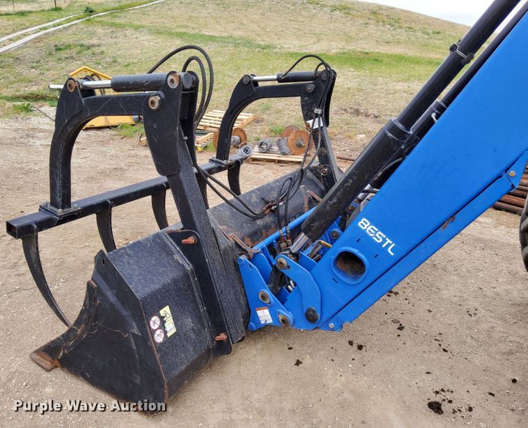 image for item DN6799 2013 New Holland T7.220  MFWD tractor