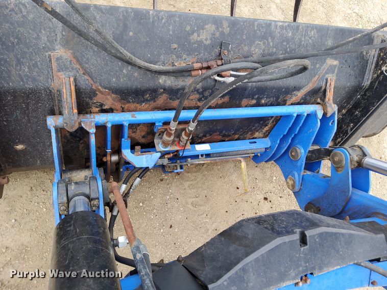 image for item DN6799 2013 New Holland T7.220  MFWD tractor