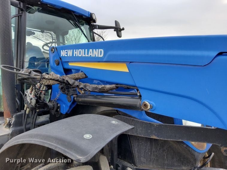 image for item DN6799 2013 New Holland T7.220  MFWD tractor