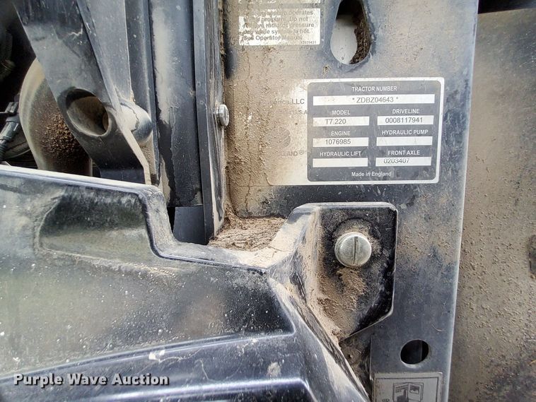 image for item DN6799 2013 New Holland T7.220  MFWD tractor