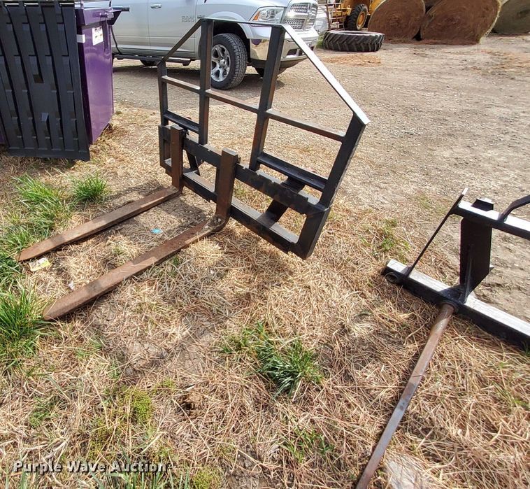 image for item DN6799 2013 New Holland T7.220  MFWD tractor