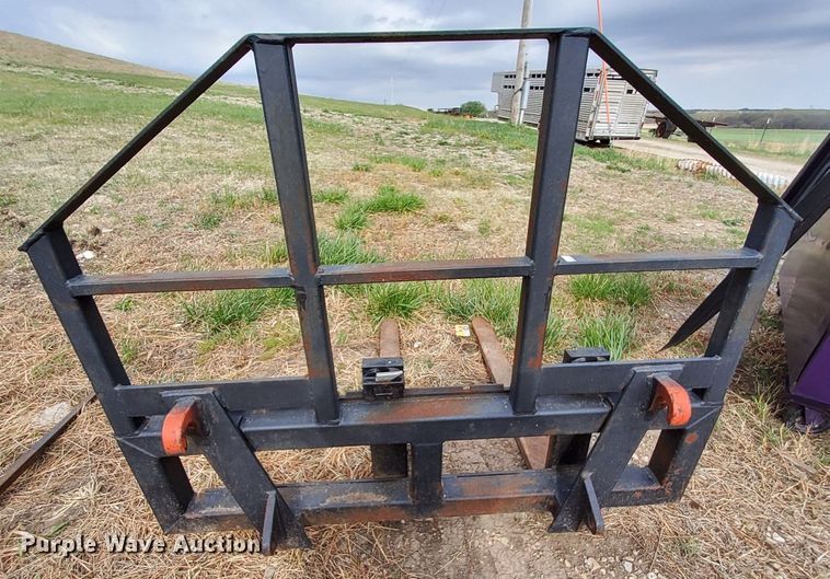 image for item DN6799 2013 New Holland T7.220  MFWD tractor