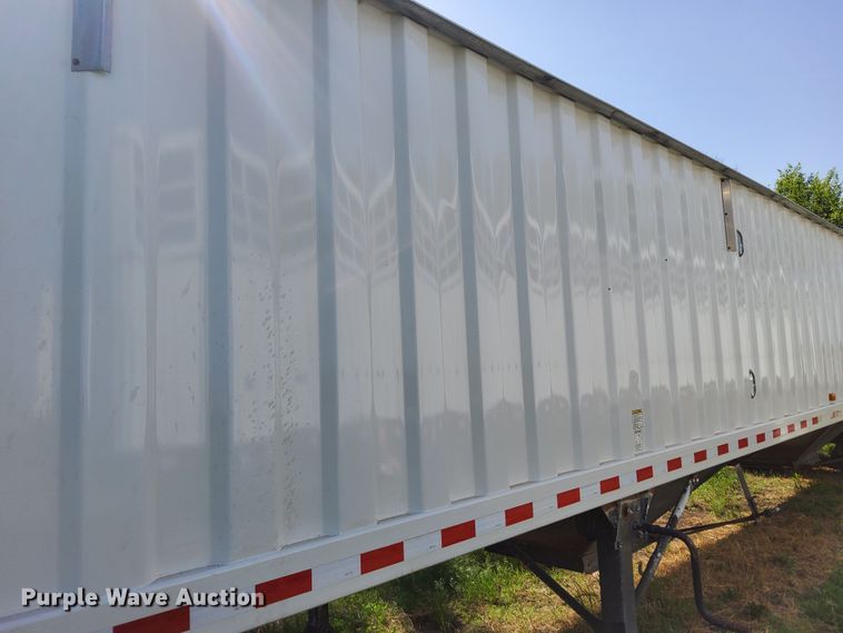 image for item DN6804 2000 Jet  grain trailer