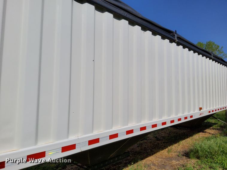 image for item DN6804 2000 Jet  grain trailer