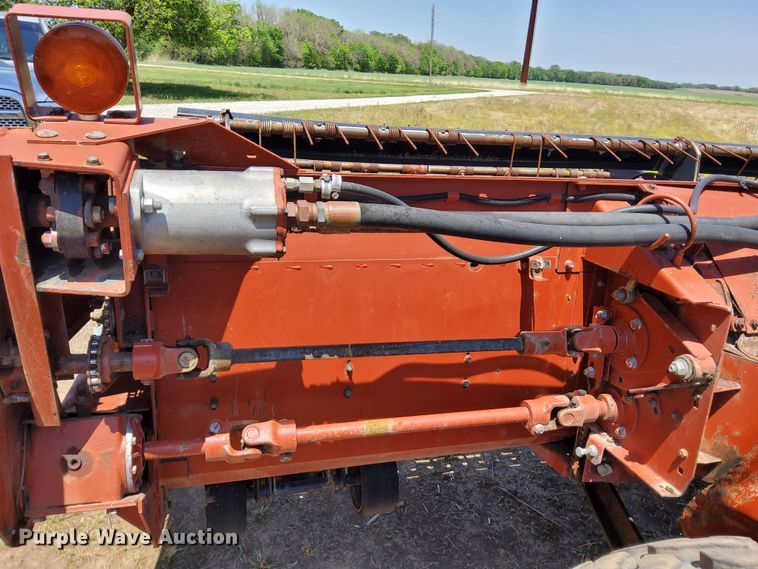 image for item DN6805 Hesston 8400  windrower