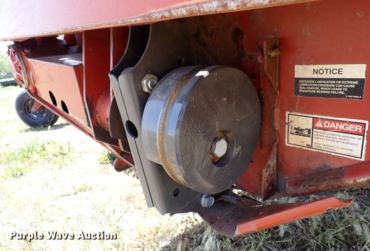 image for item DN6805 Hesston 8400  windrower