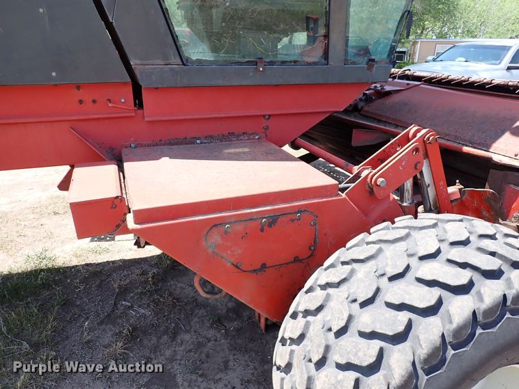 image for item DN6805 Hesston 8400  windrower