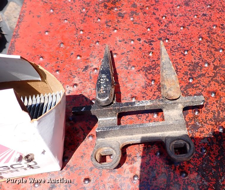 image for item DN6805 Hesston 8400  windrower