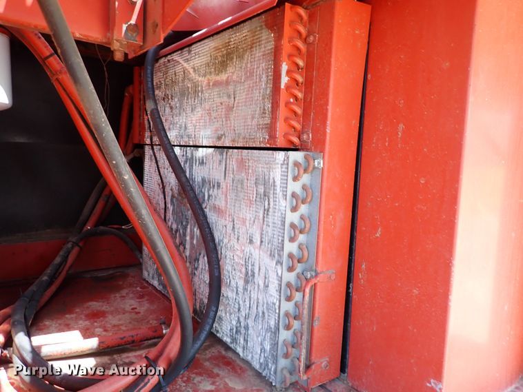 image for item DN6805 Hesston 8400  windrower