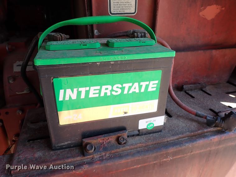 image for item DN6805 Hesston 8400  windrower