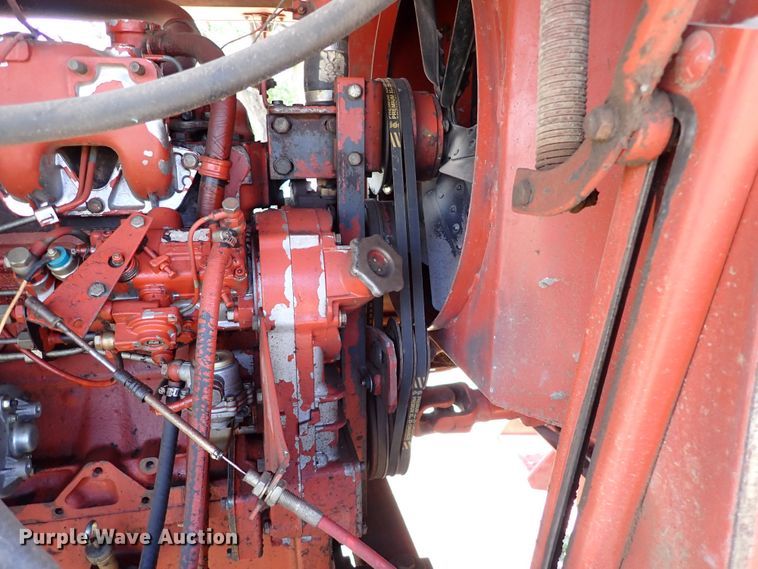 image for item DN6805 Hesston 8400  windrower