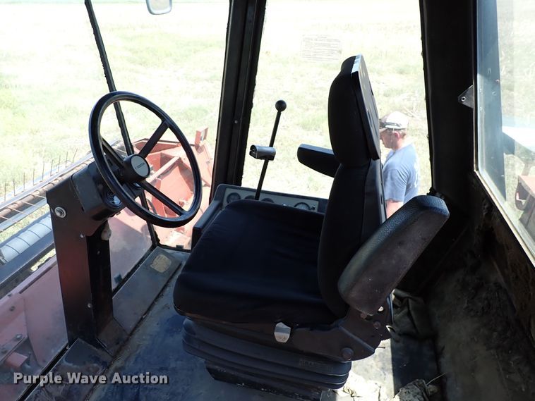 image for item DN6805 Hesston 8400  windrower