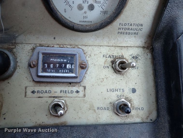 image for item DN6805 Hesston 8400  windrower