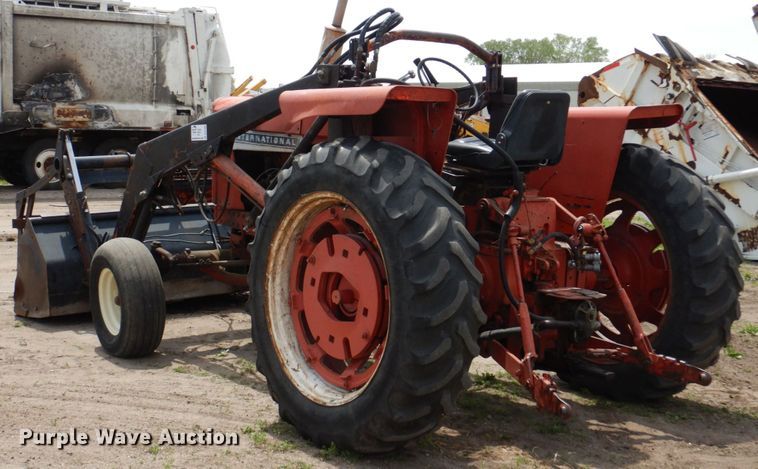image for item DN7388 International Hydro  tractor