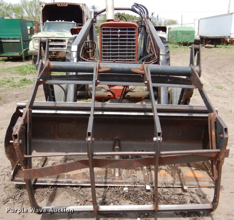 image for item DN7388 International Hydro  tractor