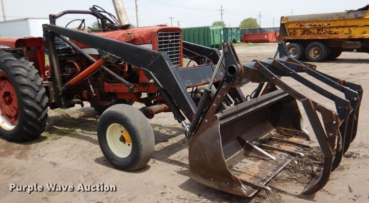 image for item DN7388 International Hydro  tractor