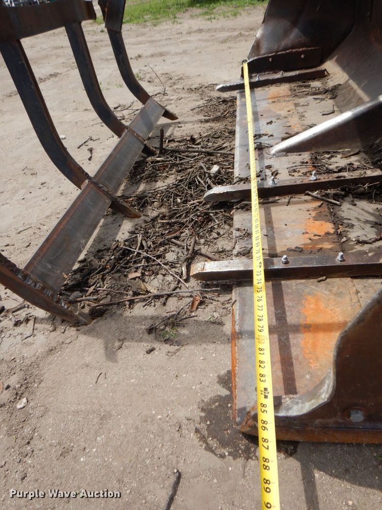 image for item DN7388 International Hydro  tractor